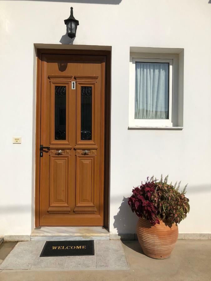 Mythos Suites-Dionysos Apartment Methoni  Exterior foto